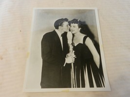 Frank Sinatra Black &amp; White Photograph Kissing Girl at Microphone, Young 8x10 - £23.98 GBP