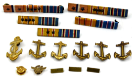 Vtg Wwii Us Navy Buttons Anchor Ribbon Pins Lot - £62.28 GBP