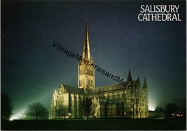 Salisbury Cathedral Floodlit Wiltshire Postcard PC318 - £3.73 GBP