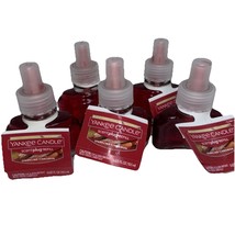 2 NEW Yankee Candle ScentPlug Refill Sparkling Cinnamon NWT Air Freshener - £18.79 GBP