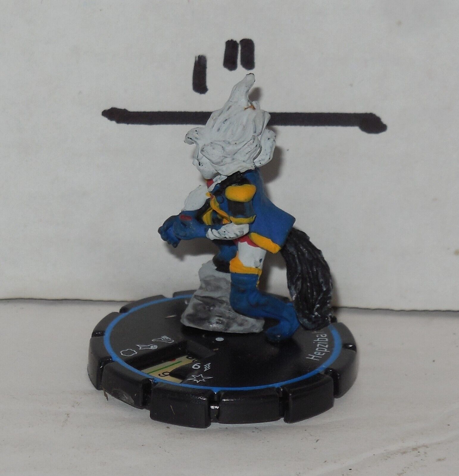 Heroclix Miniature DC Comics Critical Mass set Hepzibah #017 figure ONLY - $10.44