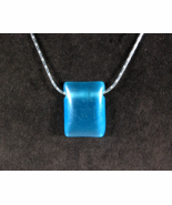 Beautiful OCEAN BLUE Glass Pendant Vintage NECKLACE Silvertone Rectangle... - $17.81