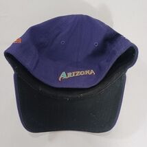 Arizona Diamondbacks World Series 2001 Back Fitted Purple Baseball Cap Size S/M image 2