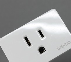 WeMo WSP080-BD3 WiFi Smart Plug 120V - White 3-Pack image 2