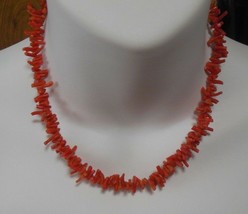 Vintage Salmon Coral Branch Necklace W/Push Bar Closure - £50.61 GBP