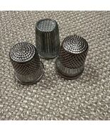 Lot of 3 Silver Tone Metal Thimbles Various Sizes Preowned Usable Vntg - $293.68 MXN Lot of 3 Silver Tone Metal Thimbles Various Sizes Preowned Usable Vntg - $293.68 MXN