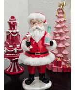 Peppermint Square Christmas Santa Claus Holding Champagne Bottle Figurin... - €36,27 EUR