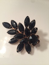  Vintage black Cluster Gems brooch and clip on earrings set image 3