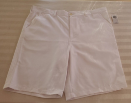 NWT Izod Golf White Shorts Mens Size 42 Polyester Sun control Stretch Wi... - £17.25 GBP
