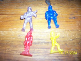 (4) Vintage Archer Plastic Space Men - $25.00