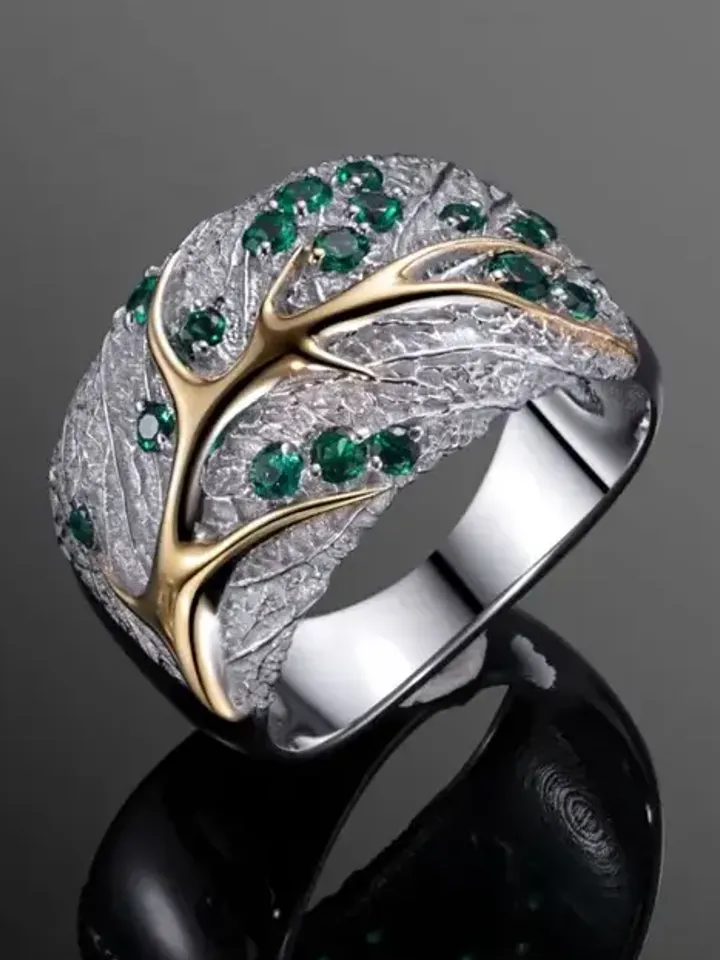 Silver 925 ring for women with green emerald stones - $125.00