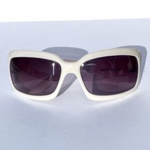 Fashionista Square Sunglasses Silver Rose Earpiece Design Classic Casual - £10.20 GBP