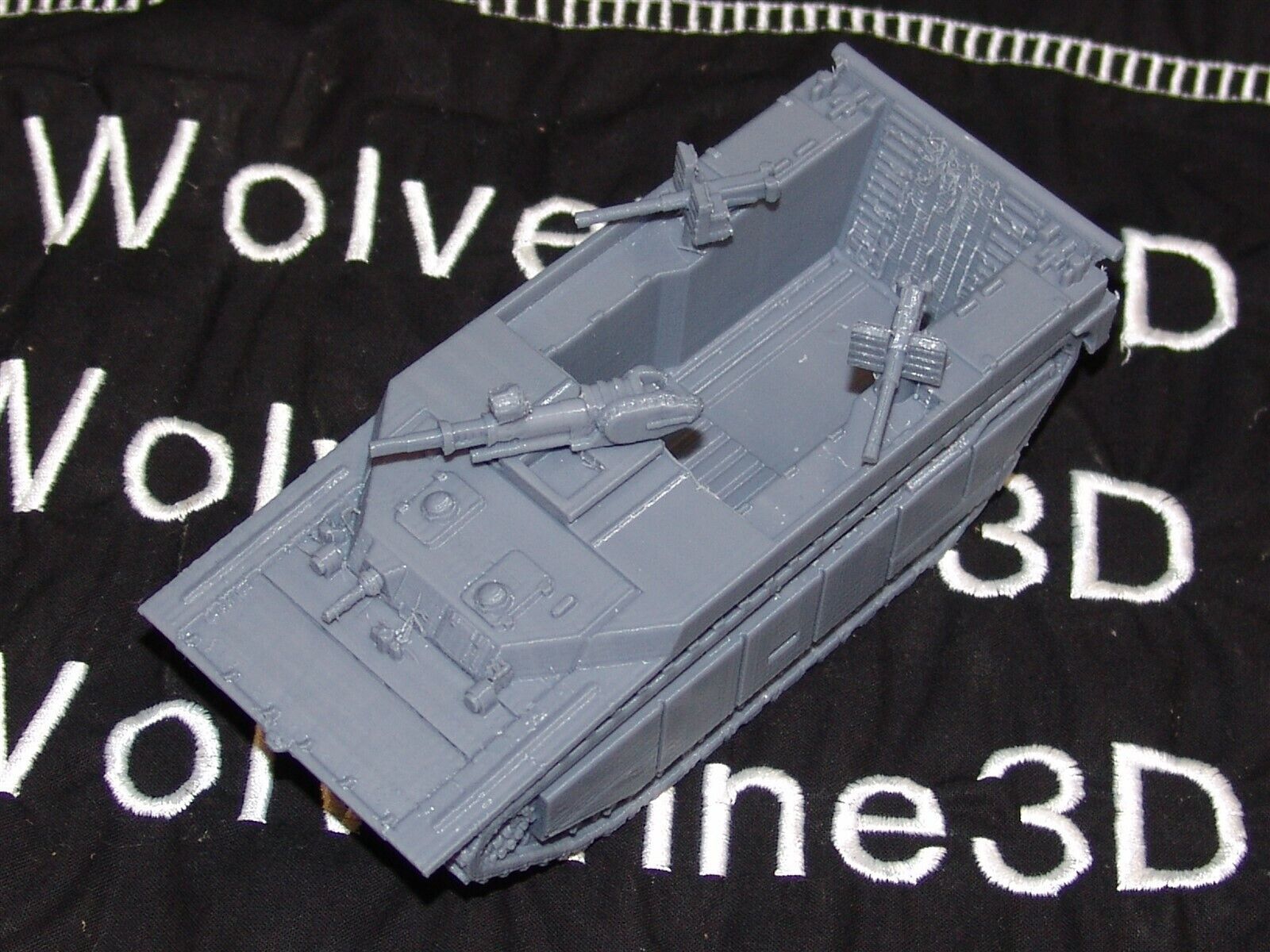 Primary image for Flames Of War USA LVT-4P w 20mm Landing Craft 1/100 15mm FREE SHIPPING