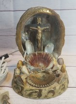 Palisades Park NJ  Seashell Crucifix Kitsch Night Light Religious Mid Century - £29.24 GBP