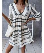 V-Neck Lace Trim Striped Babydoll Dress - €27,44 EUR