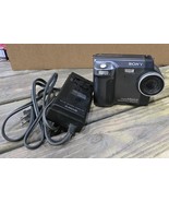 Sony Mavica MVC-FD85 1.3MP Floppy Disk Digital Camera with Charger NO BA... - $26.45 CAD