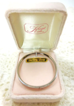 New Old Stock Sterling Silver Baby Childs Hinged Bangle Bracelet - €28,51 EUR