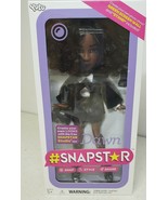 Yulu #Snapstar Dawn fashion diva doll with green screen wall and stand - $25.16 CAD