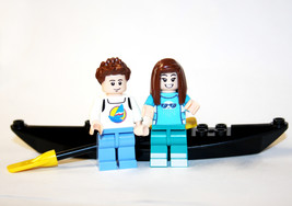 Minifigure Beach Couple With Kayak Of 2s Building - $279.55 MXN