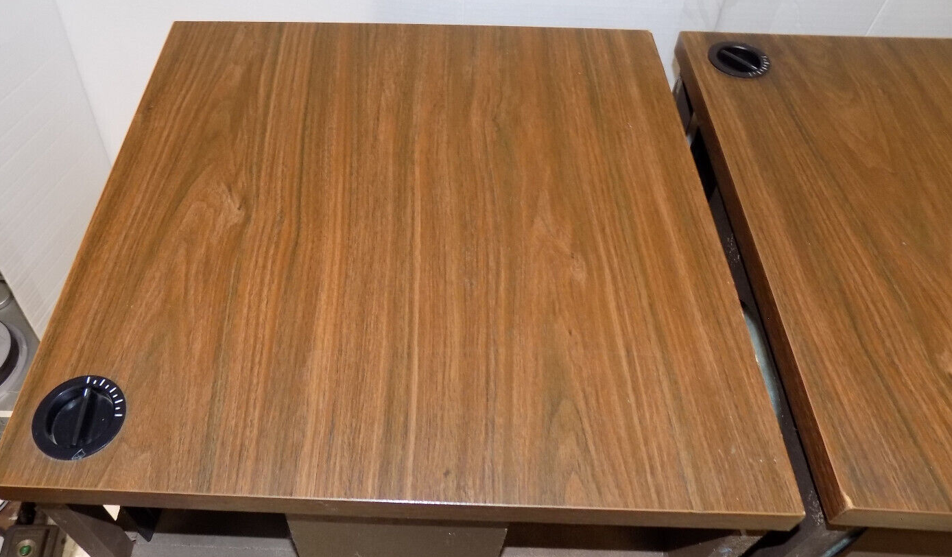 Vintage Pair of Bose 501 Speakers  			