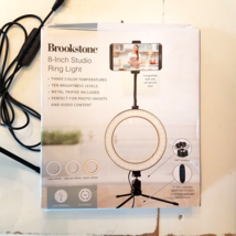 Brookstone 8&#39;&#39; LED Photo Video Studio Ring Light w/ Tripod &amp; Phone Mount 3 color - £13.25 GBP