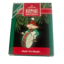 Hallmark Keepsake Ornament Hark! It's Herald Elf #2 Christmas 1990 - £6.12 GBP