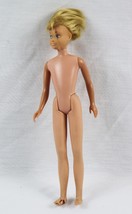 VINTAGE 1963 Mattel Barbie 9&quot; Skipper Doll Bendable Knees Hair Cut Damaged Feet - £38.87 GBP