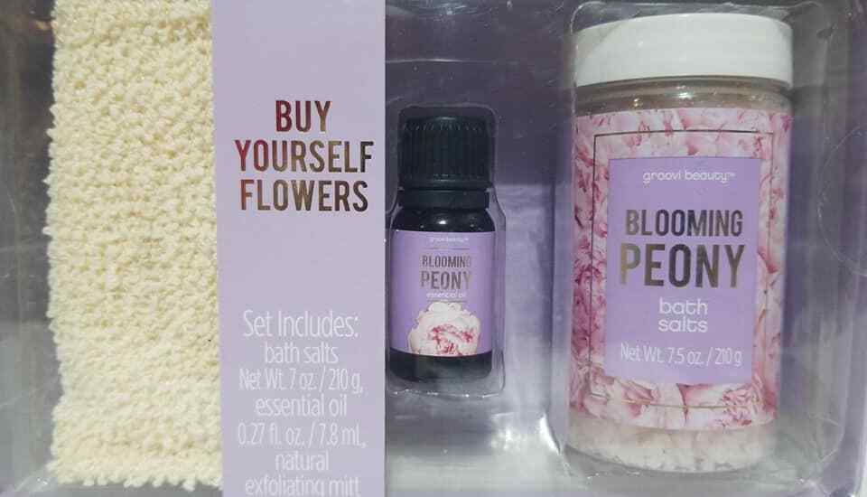 Groovi Beauty Blooming Peony Buy Yourself Flowers Gift Set (LOC CUB-1) Item image 2
