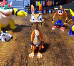 Jak And Daxter 14cm Height Geometric Design Figure-
show original title
... - $1,358.08 MXN