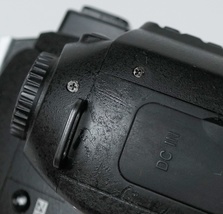 Nikon D70 6.1MP Digital SLR Camera - Black (Body Only) image 9
