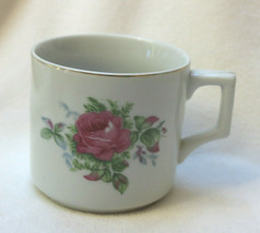 VINTAGE MUG WHITE WITH PINK ROSE BLOSSOM AND GREENERIES GOLD TRIM AROUND... - £5.22 GBP