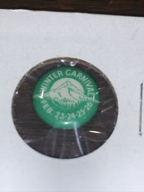 Vintage Winter Carnival - PINBACK - $37.88 MXN