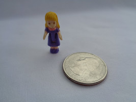 Vintage 1995 Galoob My Pretty Dollhouse Replacement Girl Figure Purple Dress - £2.00 GBP