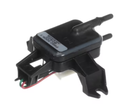 York P992-5009-1, B2422, 364808, Pressure Tranducer with Wire Harness - $330.98