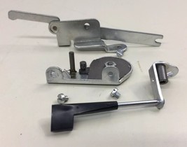Dual 1015 Tonearm Lift Lever Assembly With Knob Clean Turntable Part No Damage - £15.48 GBP