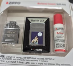 Rare Wolf Howling at The Moon  Zippo Lighter Gift Kit - $37.95
