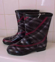Henry Ferrera Rain Boots Big Kids Size 3 Gray / Red Plaid Pull On - New - $23.36