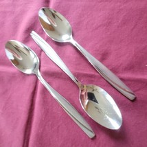 Oneida Camlynn Cleo 3 Soup Spoons Frost Handle Glossy Accents 7" - $10.40