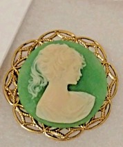 Cameo Brooch-Pin/ Pendant Victorian Cameo 1960&#39;s Gorgeous Vintage - £27.25 GBP