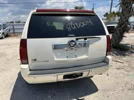 Trunk/Hatch/Tailgate With Rear View Camera Opt UVC Fits 07-08 ESCALADE 1... - $545.98