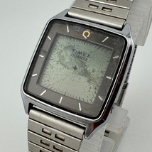 Vintage Timex Quartz LCD Analog Watch Men Silver Square ~For Parts Repair - $531.05 MXN