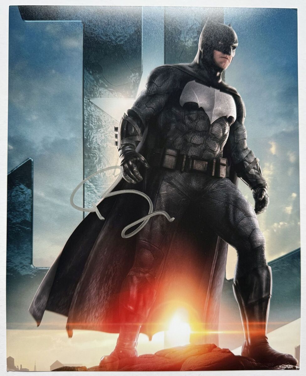 Ben Affleck Signed Autographed &quot;The Dark Knight&quot; Glossy 8x10 Photo - $99.99