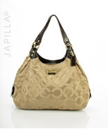 Beige Coach Maggie Optic XL Canvas Shoulder Bag Purse! - $2,164.32 MXN