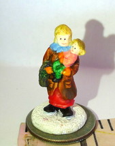 Grandeur Noel Victorian Village Mother and Baby 1995  TINY vintage repla... - $13.81