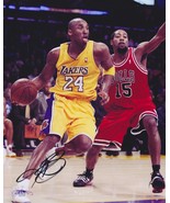 Kobe Bryant Signed Autographed Glossy 8x10 Photo - Los Angeles Lakers - £159.86 GBP