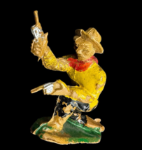 Cowboy Minature Figure Plastic Antique 2&quot; - $167.93 MXN