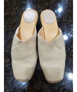 LifeStride Women s Beige Linen Low Heel Slip On Clogs Slipper Size 6 - $34.19 CAD