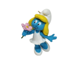 2011 PEYO SMURFS CHRISTMAS ORNAMENT SMURFETTE HOLDING PINK FLOWER - £11.21 GBP