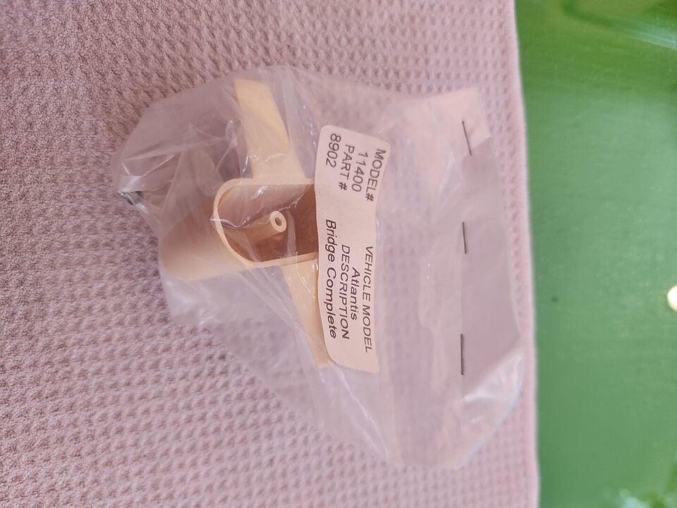Vintage Nikko Atlantis Submarine Bridge Complete Part#8902 - $11.60