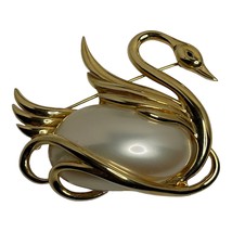 Vintage Lady ￼Remington ￼Elegant Swan High Polish Gold Pearl Brooch PIN Signed - £21.30 GBP